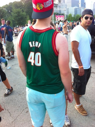 Illustration for article titled Look At These Fucking Hoopsters At Lollapalooza: Part Two